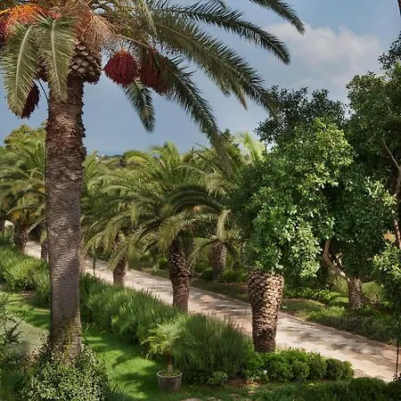 Il Baglio Della Luna Relais By Le Dhome Sicily * Balestrate