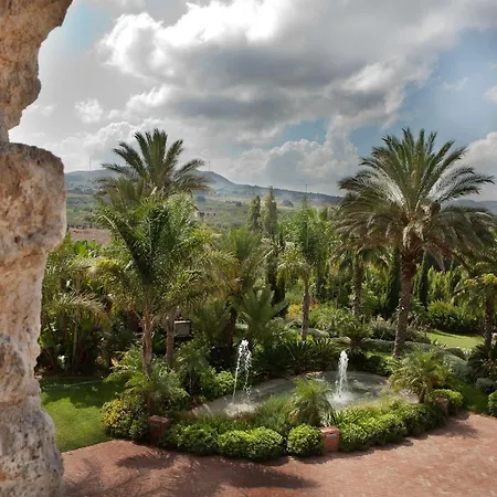 Landhuis Il Baglio Della Luna Relais By Le Dhome Sicily